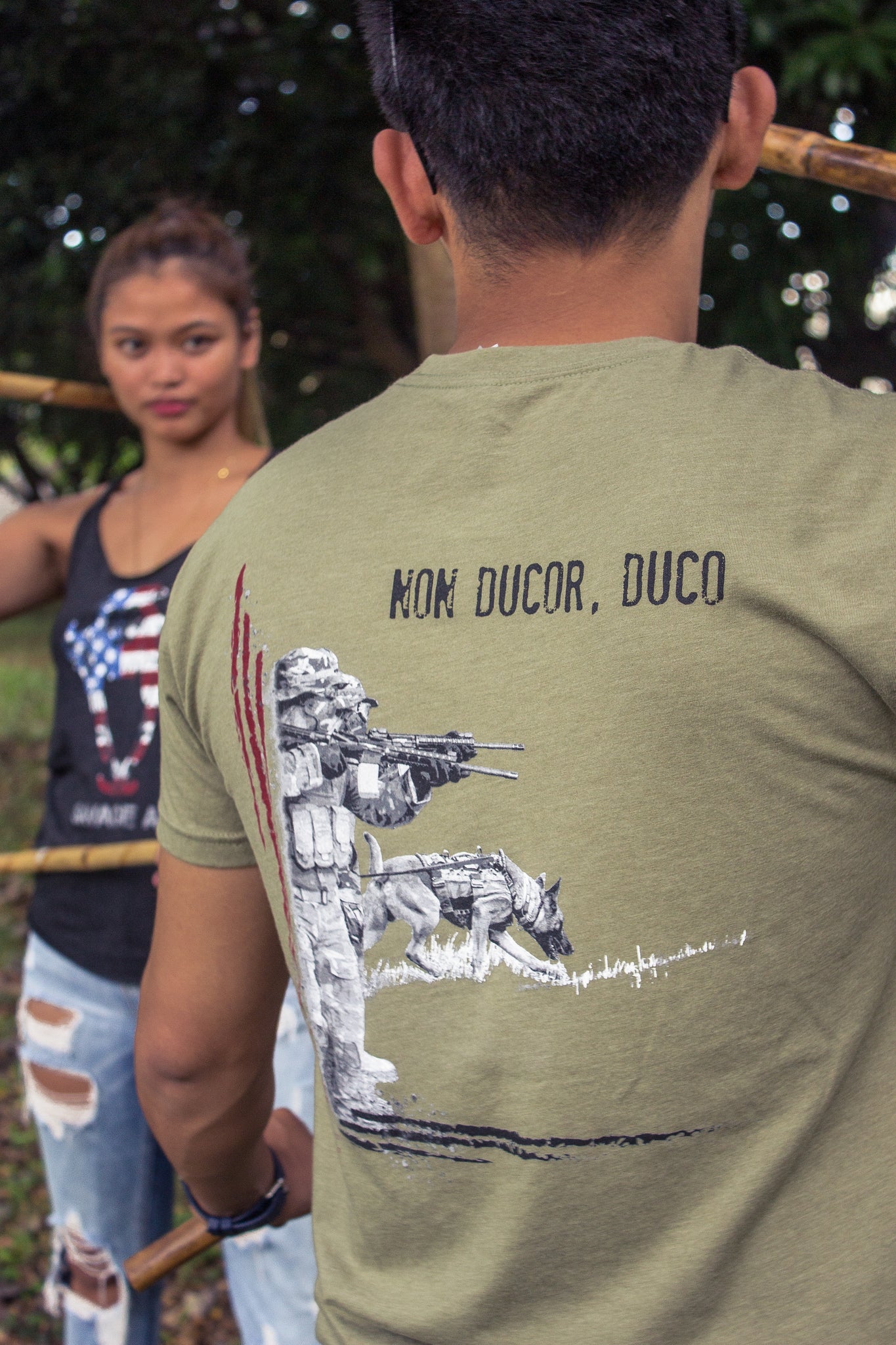 T-Shirt: Don't follow, Lead! Non Ducor, Duco