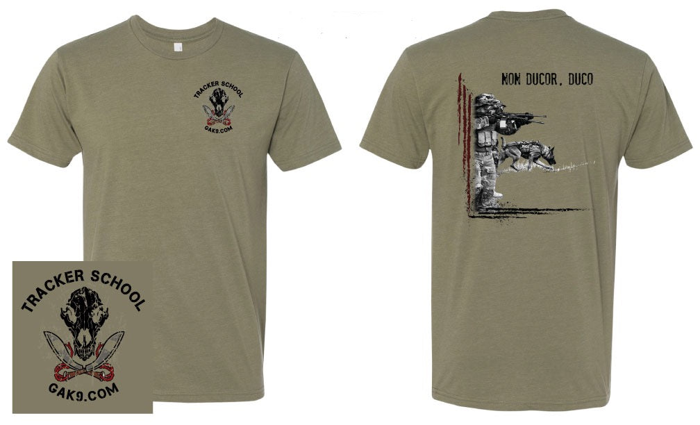 T-Shirt: Don't follow, Lead! Non Ducor, Duco
